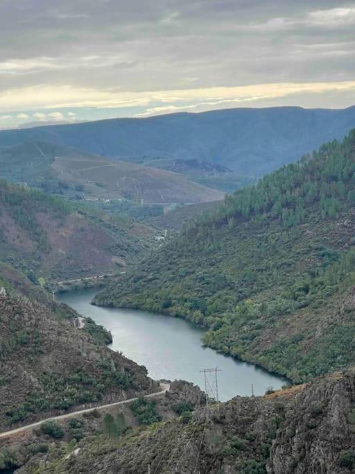 Casa Da Baltasara Βίλα Trives Εξωτερικό φωτογραφία